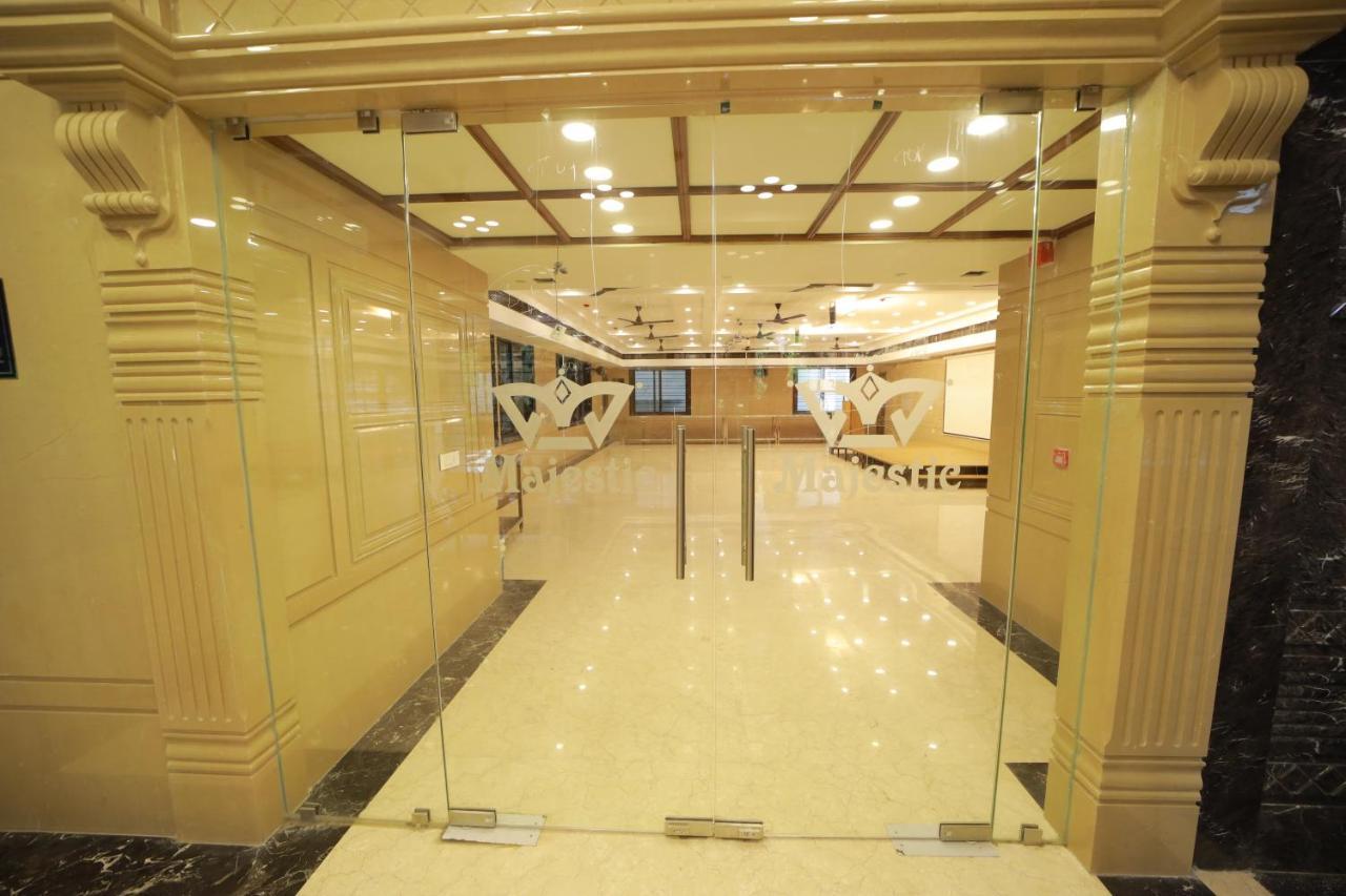 Majestic Hotel Madurai Exterior foto