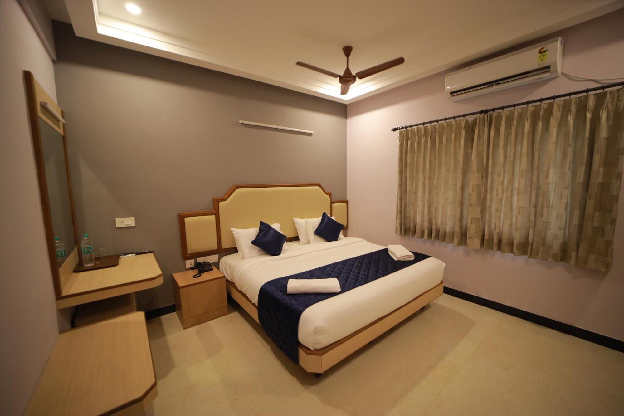 Majestic Hotel Madurai Exterior foto